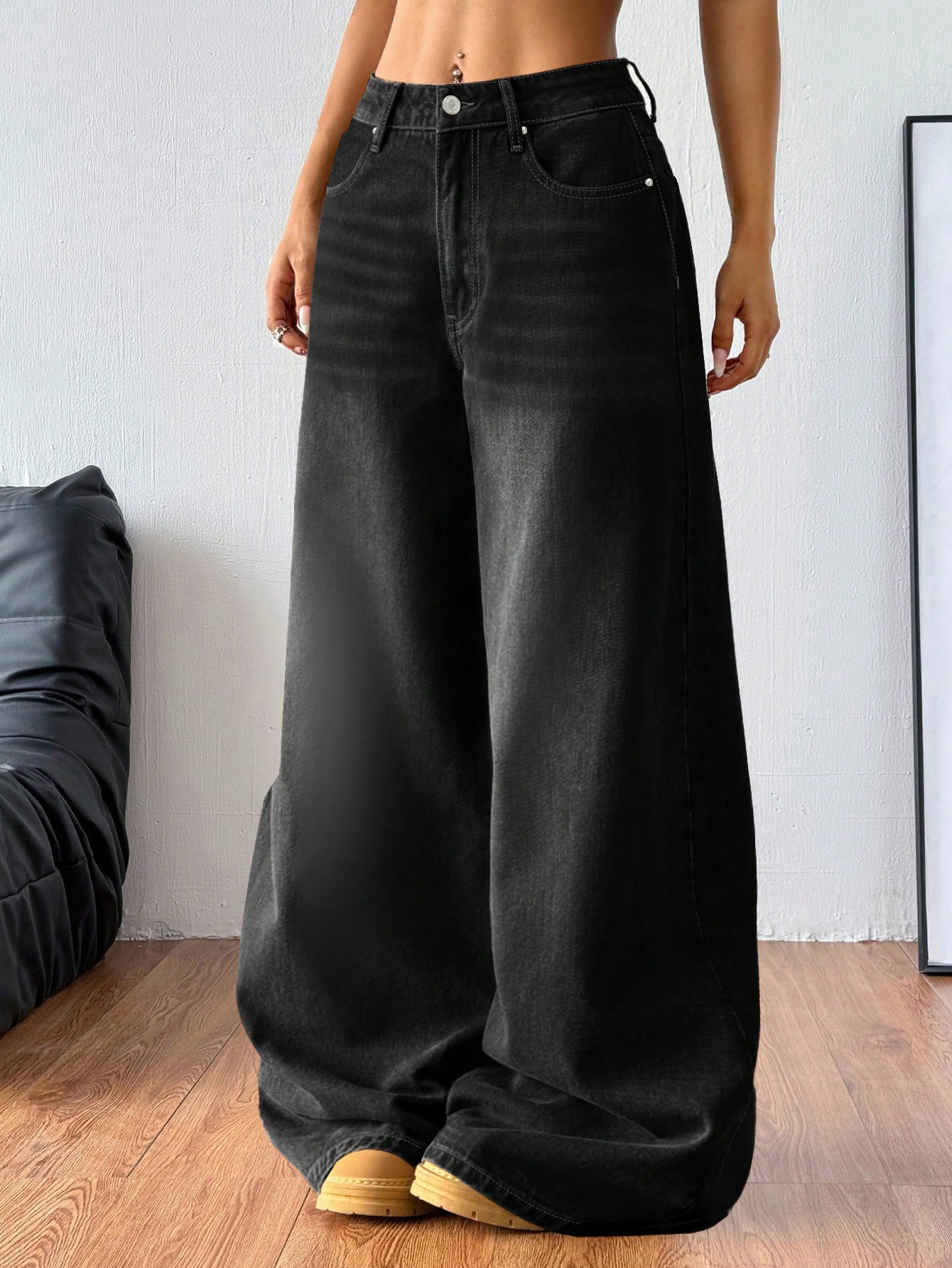 "STATEMENT" RETRO BAGGY JEANS
